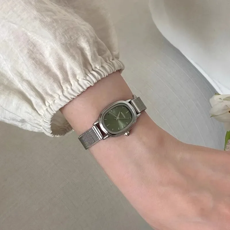 Luxury Watch Green - Küçük Oval Kadran Yeşil Izle Basit