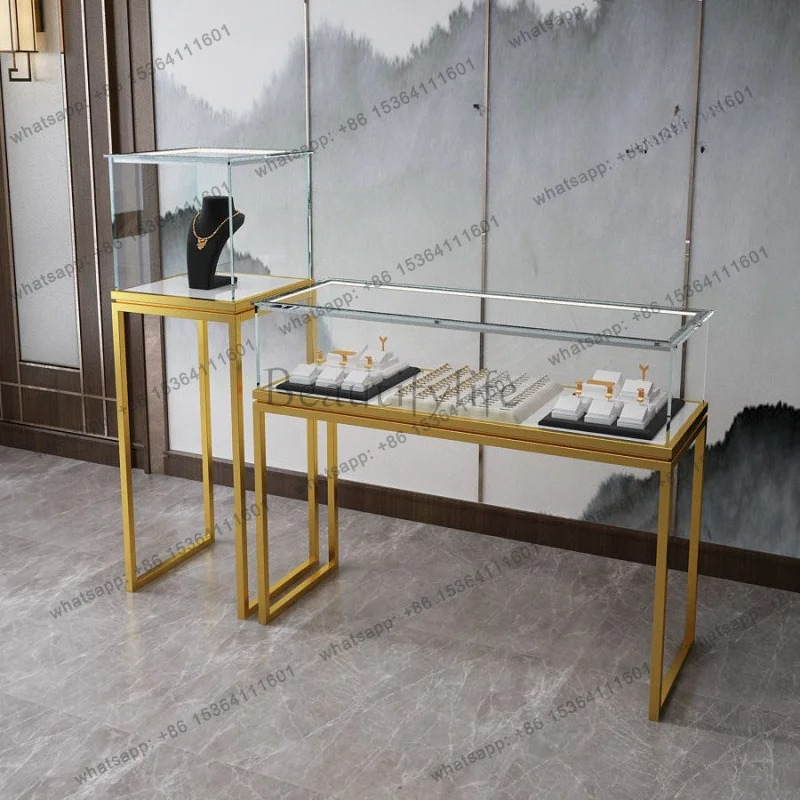 Özel. Hafif Lüks Mücevher Vitr - Luxury Watch Boutique incelemesi ve fiyatı