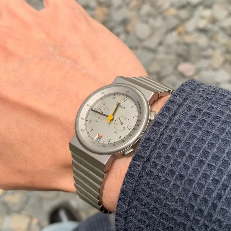 CILOA gümüş yuvarlak saat erke - Luxury Watch Trends 2025 incelemesi ve fiyatı
