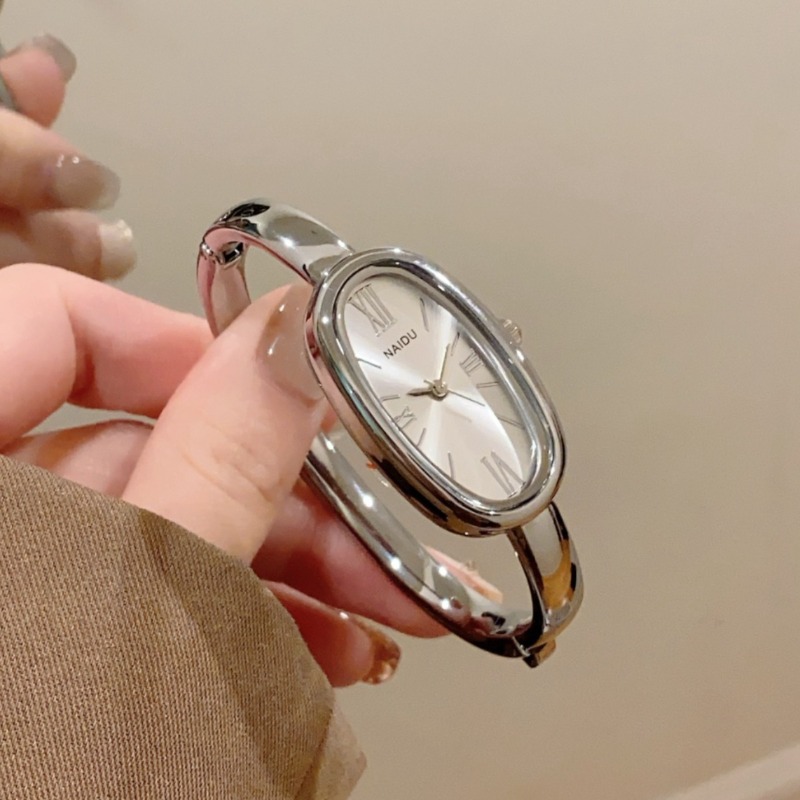 Üst Marka Kadın Oval Roma Kadr - Luxury Watch Green incelemesi ve fiyatı