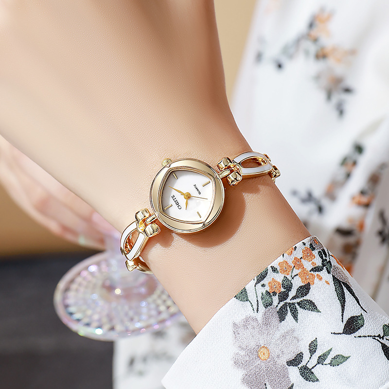 Sıcak Fırsat Kadın Saati Moda  - Luxury Watch Sale incelemesi ve fiyatı