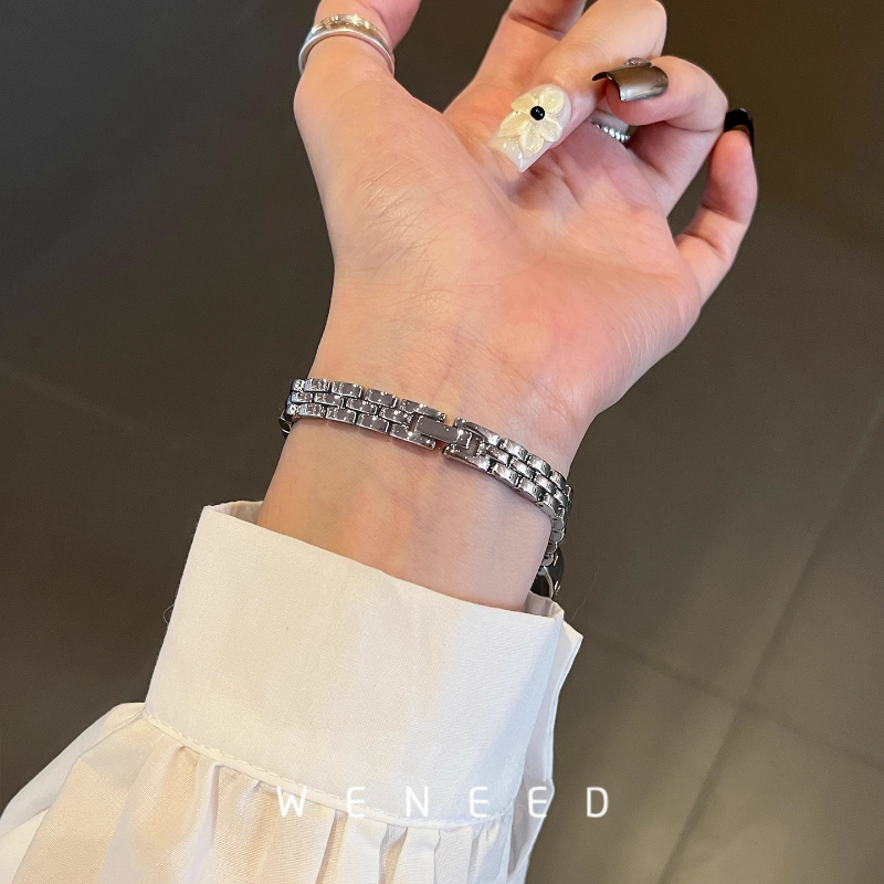 2025 yeni lüks oval küvet kadı - Luxury Watch Trends 2025 incelemesi ve fiyatı