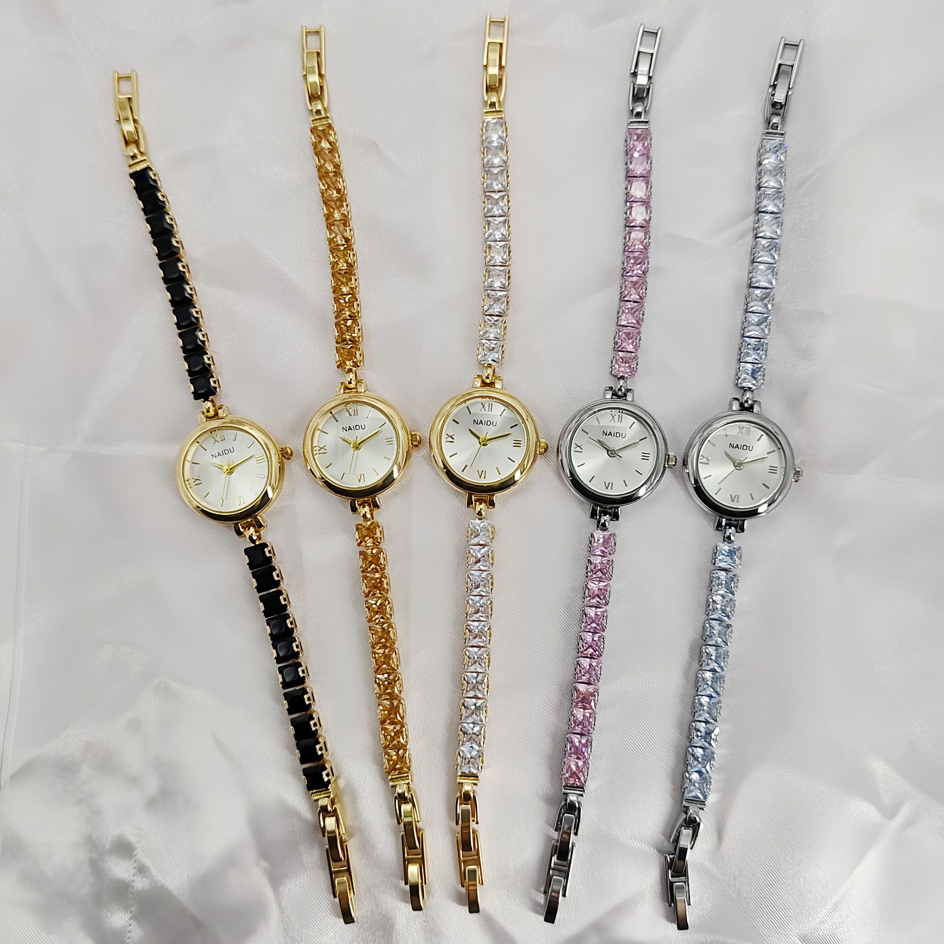 Kadınlar için Yeni Moda Elmas  - Luxury Watch Levels incelemesi ve fiyatı