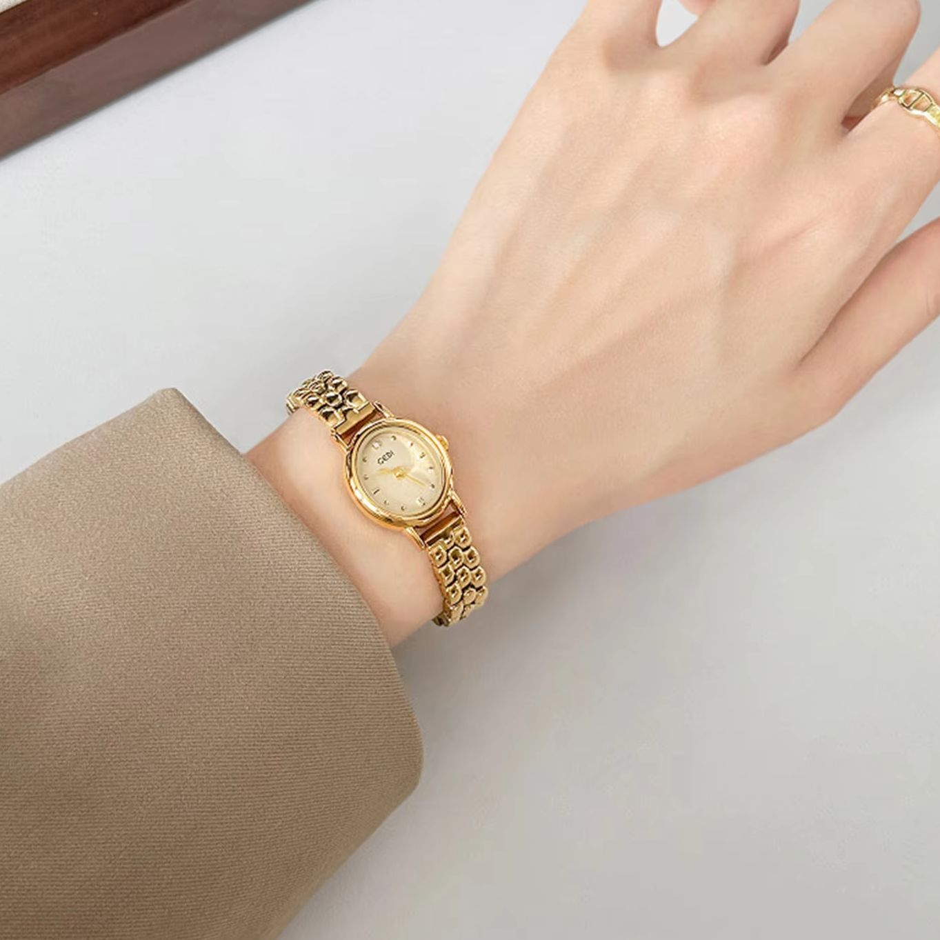 Kadın Orijinal Lüks Marka Saat - Luxury Watch Sale incelemesi ve fiyatı