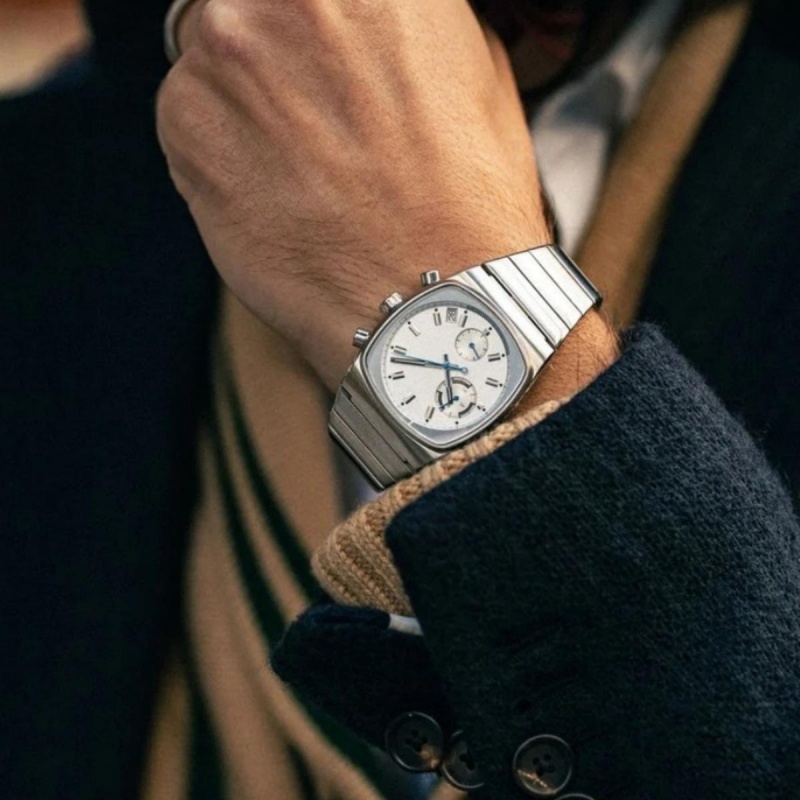 CILOA gümüş kare spor saati er - Luxury Watch Trends 2025 incelemesi ve fiyatı