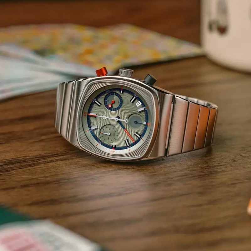 CILOA spor kare yeşil saat erk - Luxury Watch Trends 2025 incelemesi ve fiyatı